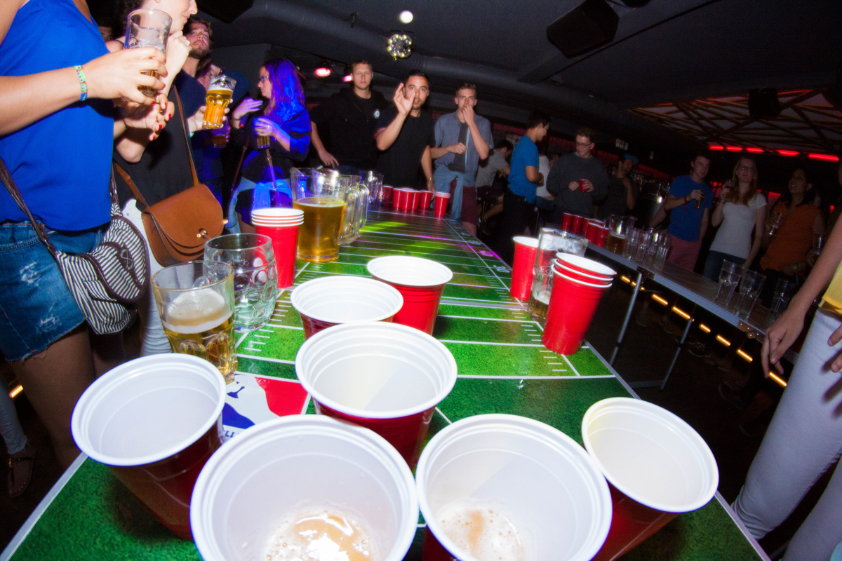 EVERY THURSDAY BEERPONG BALMERS CLUB Balmers Hostel, Camping