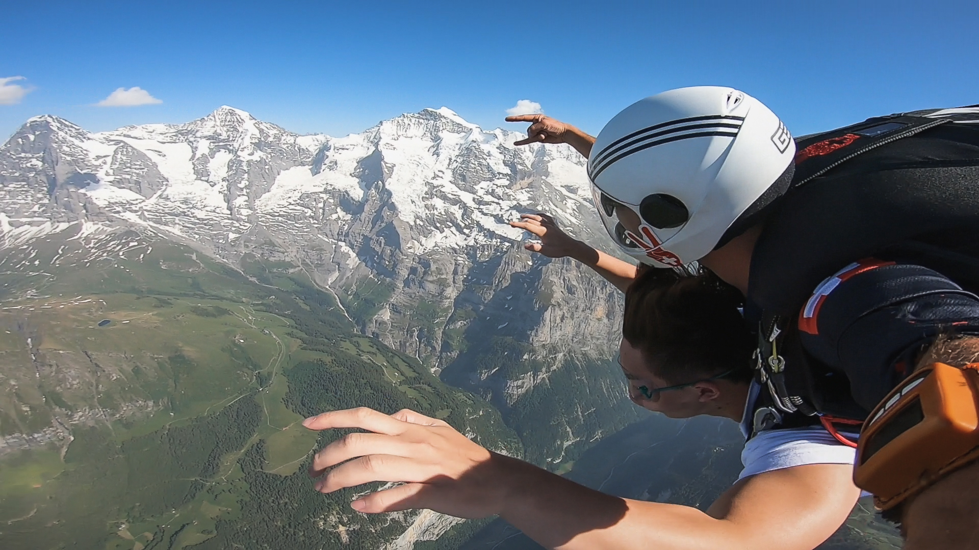 skydiving interlaken switzerland mountain