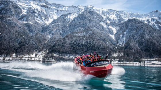 jetboat interlaken winter