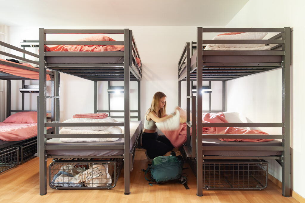 balmers hostel interlaken dormitório feminino compartilhado