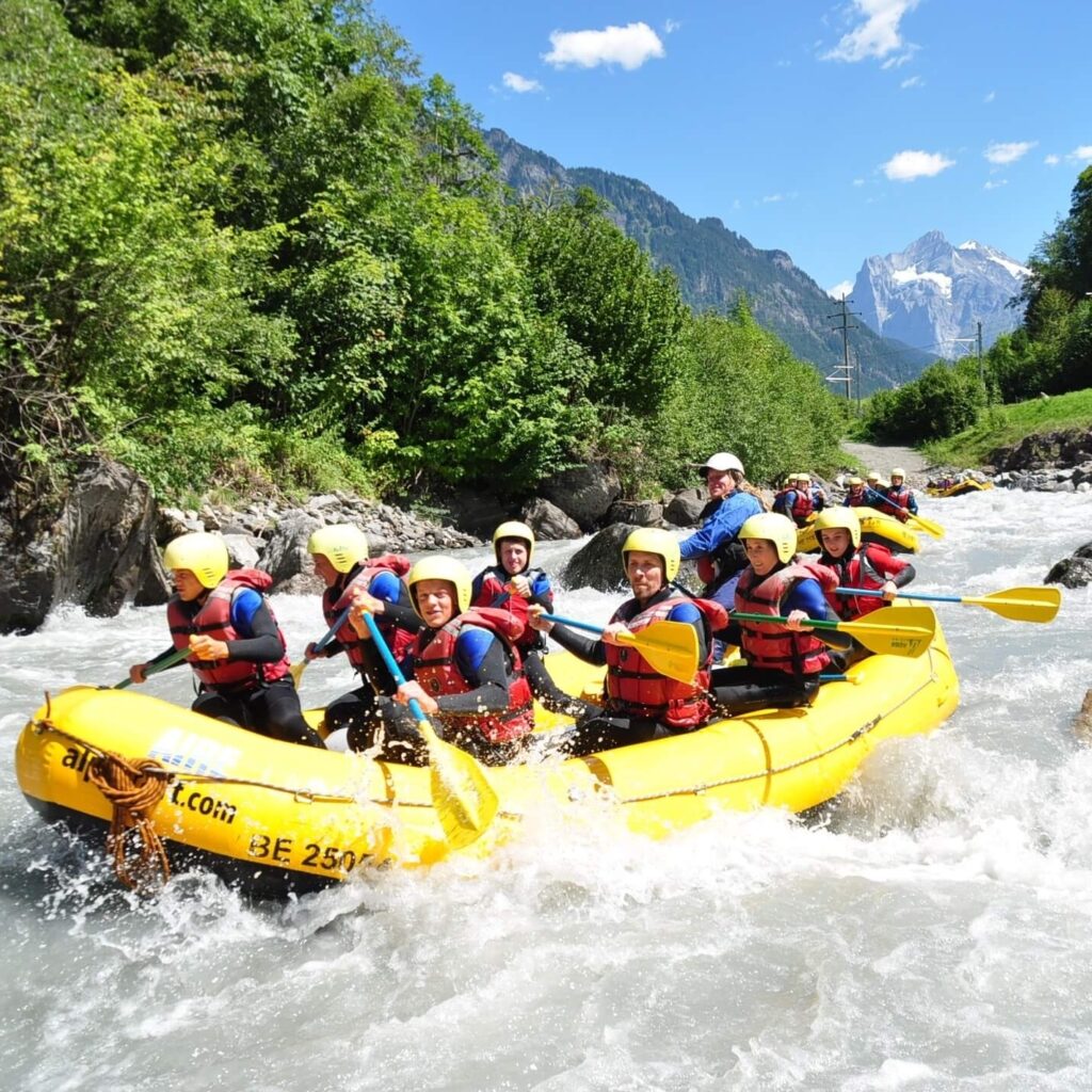 rafting activité printanière interlaken
