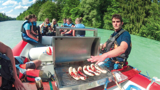 aare float trip interlaken